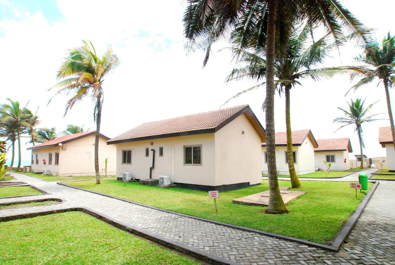Ramada Resort Accra Buitenkant foto